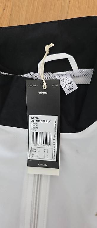 Giacche: Adidas Jacke SC Pisa  – Nuovo e nell'imballaggio originale da Brunnen venduto da Rodge 2