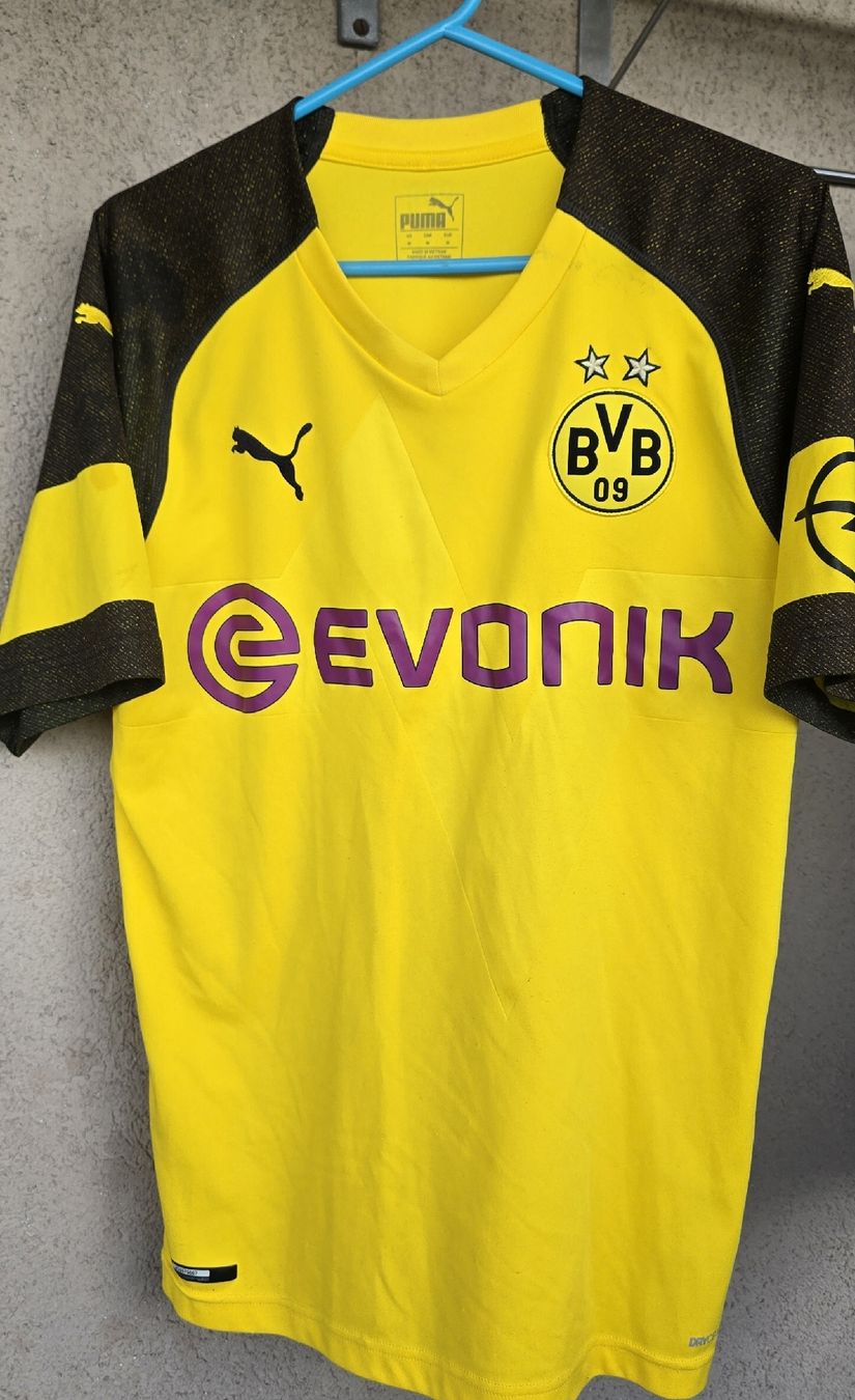 Canottiere & Pantaloni: Trikot  – Usato da Basel venduto da con_kbf8 7