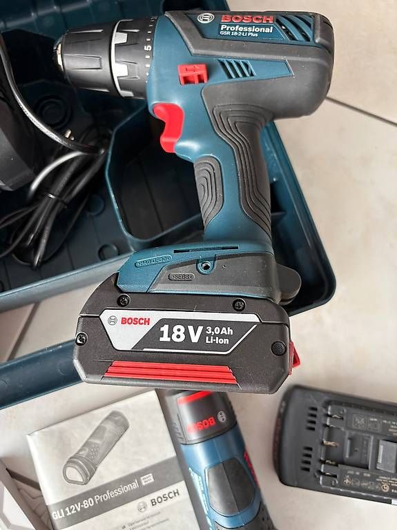 Bosch Trapani: Bosch Professional 18V Akkuschrauber – Usato da Männedorf venduto da Jadawana 1