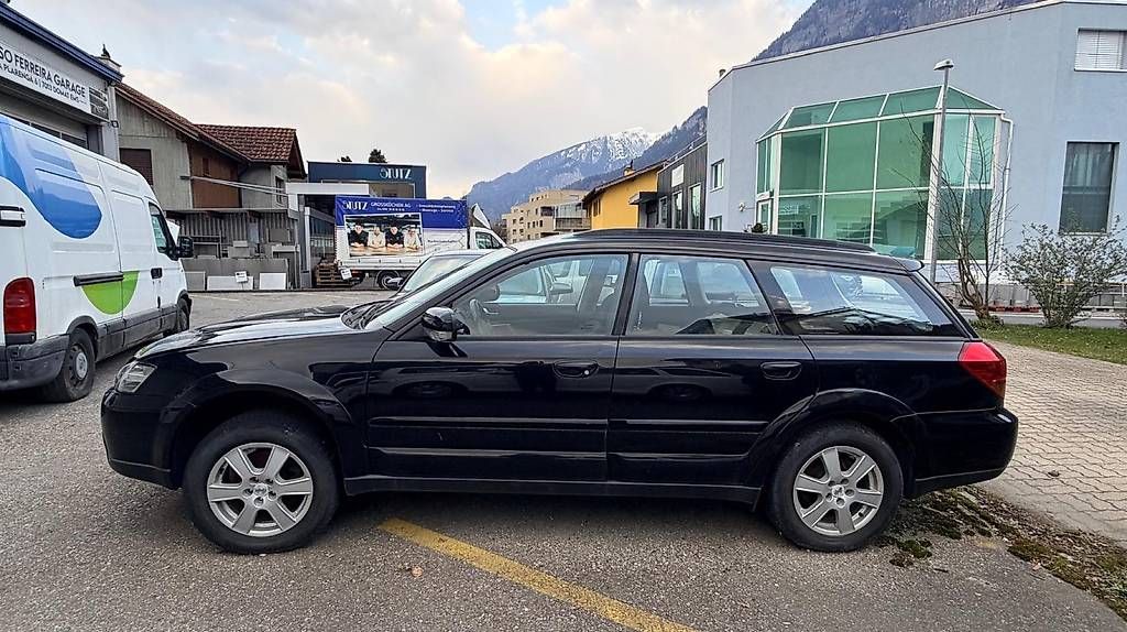 Subaru Autos: Subaru Outback 2.5 4x4 – Gebraucht aus Bonaduz von A13_Automobile 3