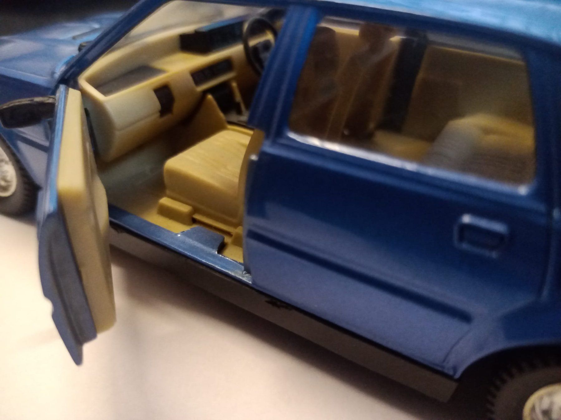 Polistil Modellini d'auto: 1:25 Polistil Rover 3500 – Usato da Oberägeri venduto da mir_p8s7 5