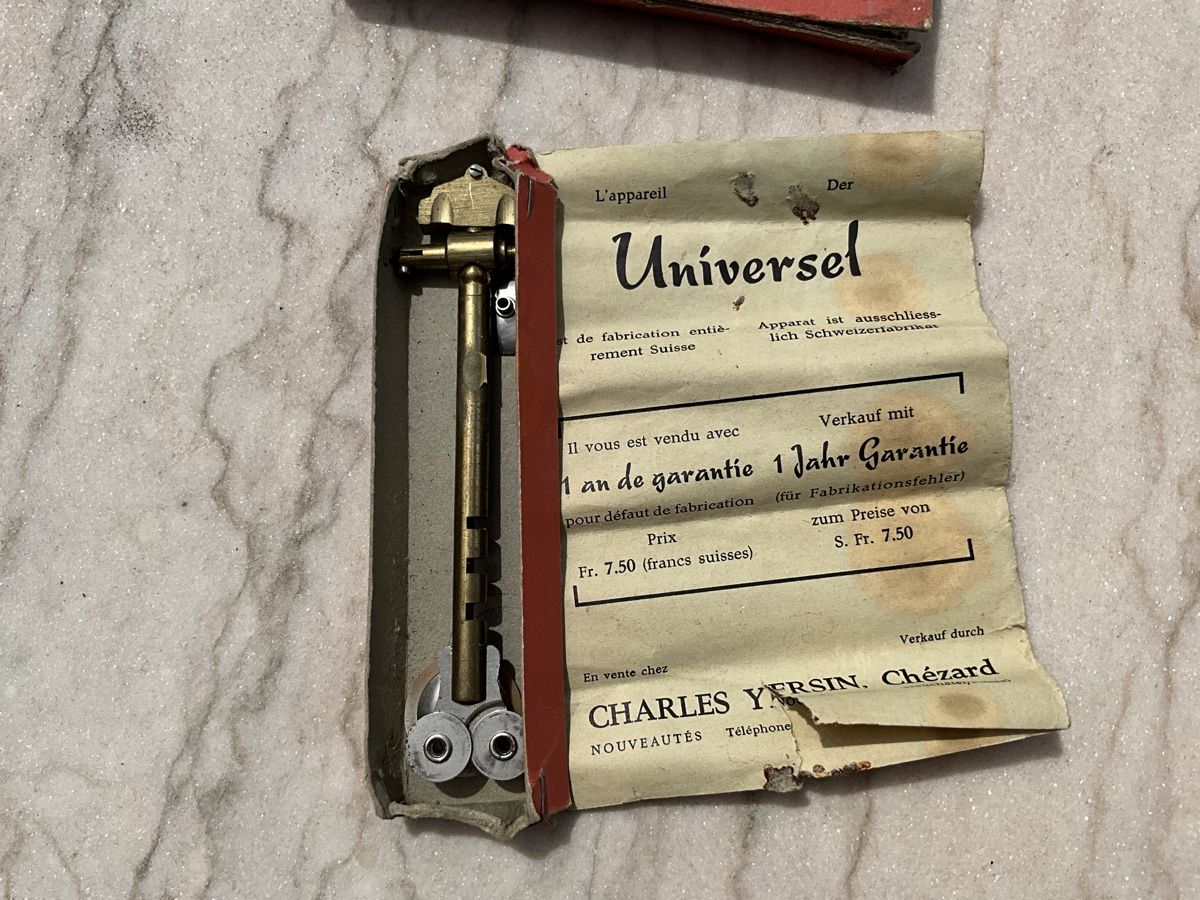 Tous les outils: Universal Apparat – D'occasion à Thal par nocheli