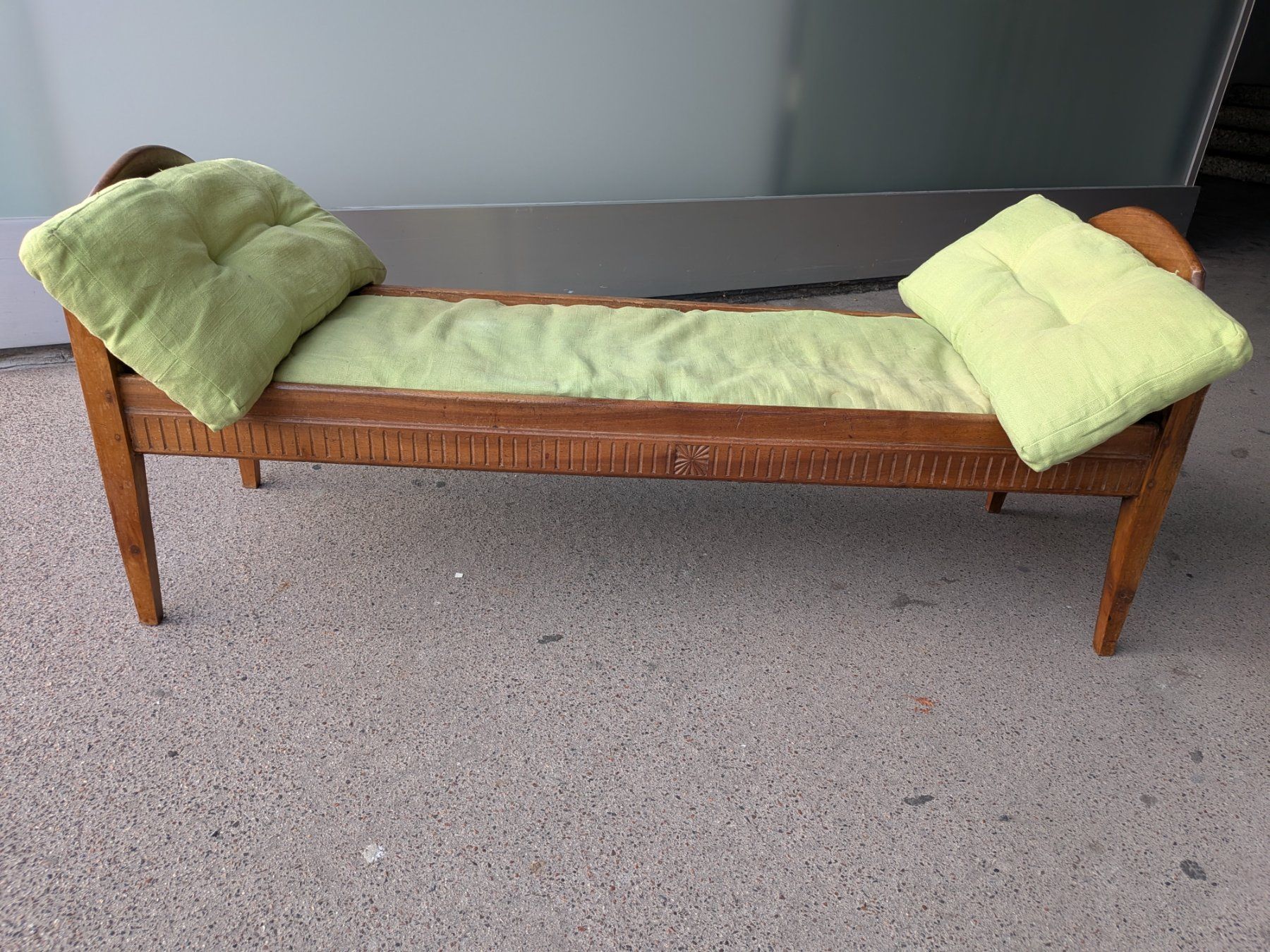 Panchine: Antikes Bänkli Tagesbett – Usato da Emmen venduto da magelan 1