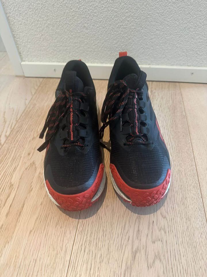 Reebok Scarpe da uomo: Reebok-Sicherheitsschuhe, Grösse 40 – Usato da Kriens venduto da tom_hjc5 1