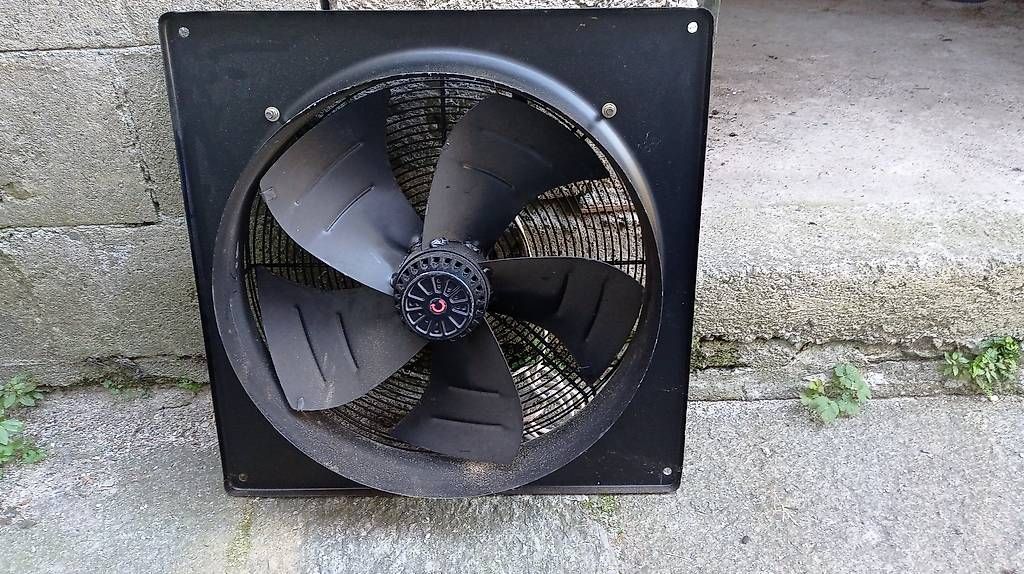 Ventilatori: Industrieller Axialventilator – Usato da Faido venduto da crossini