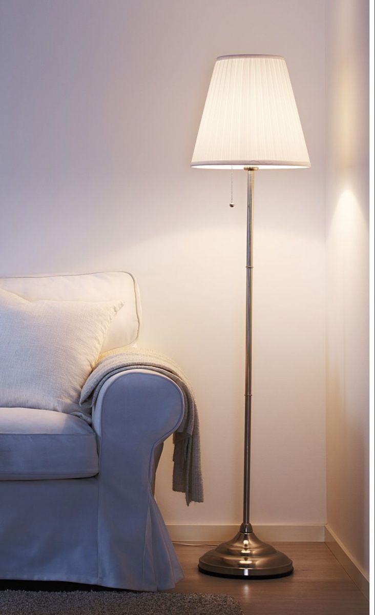 Ikea Lampade: Stehlampe ARSTID von Ikea – Usato da Hersberg venduto da Seesternchen85