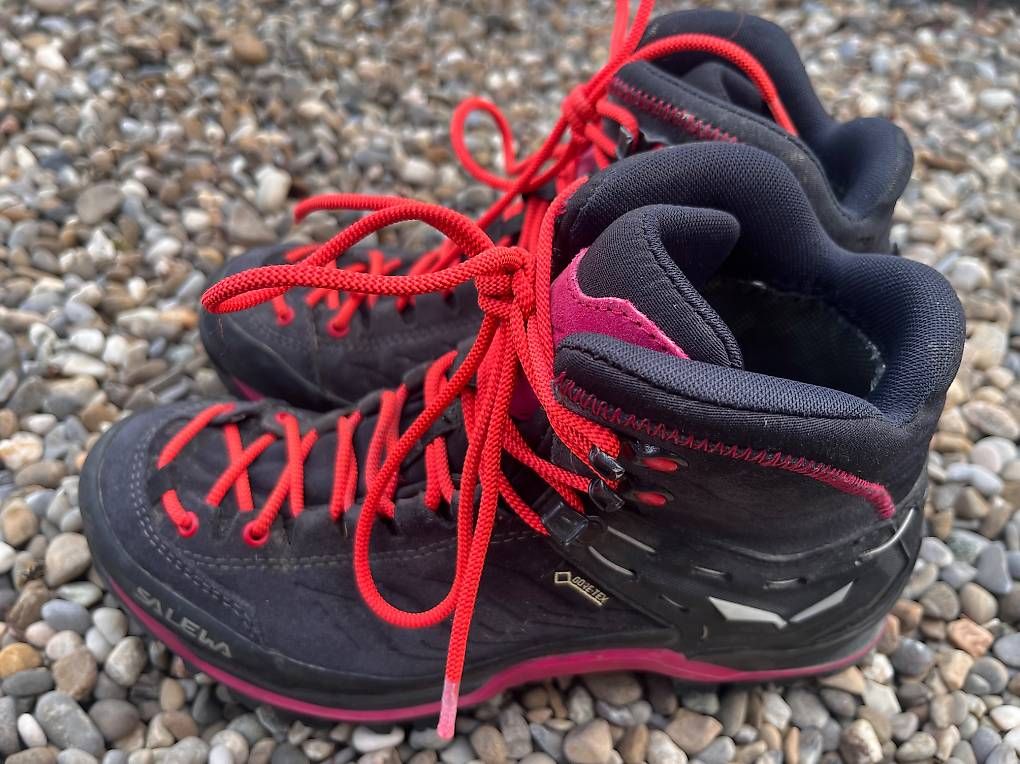 Scarpe da donna: Wanderschuhe Salewa – Usato da Reisiswil venduto da nisy01 2