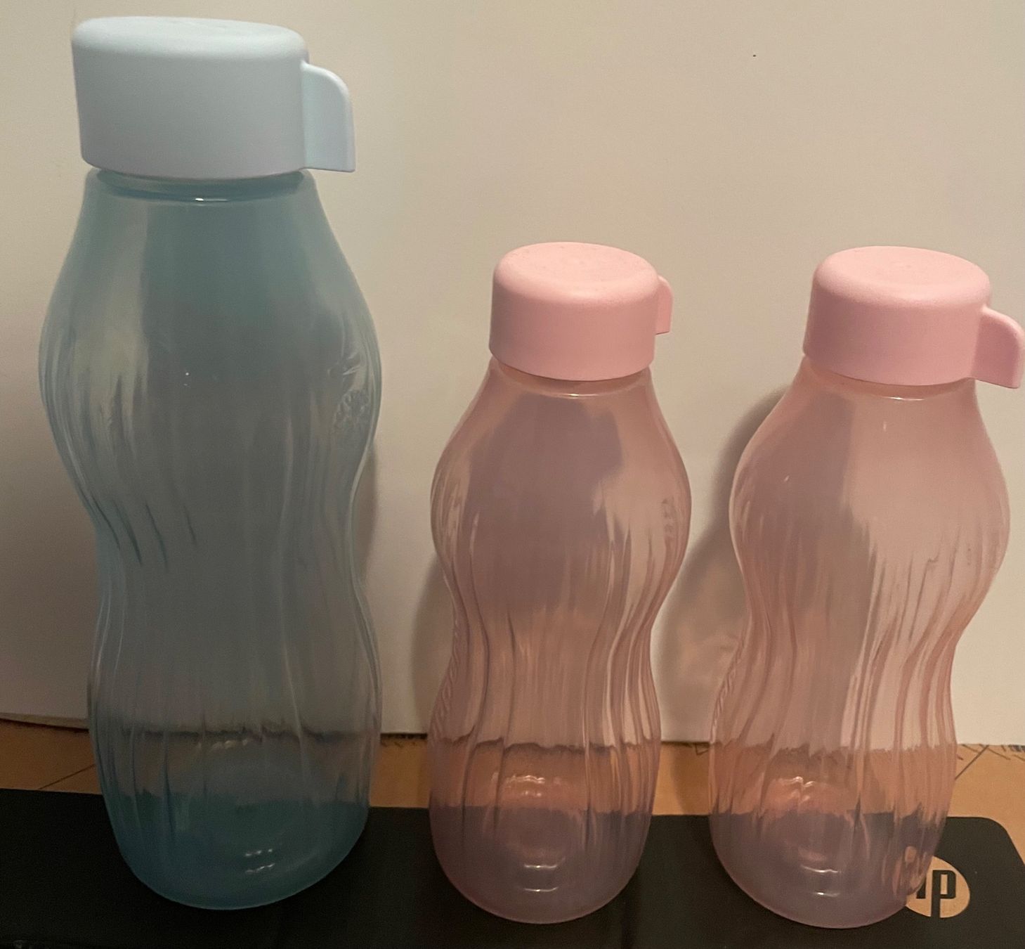 Tupperware Trinkflaschen & Thermosflaschen: 3 x Xtrem Aqua Flasche - Tupperware – Neu (gemäss Beschreibung) aus Winkel von davos220