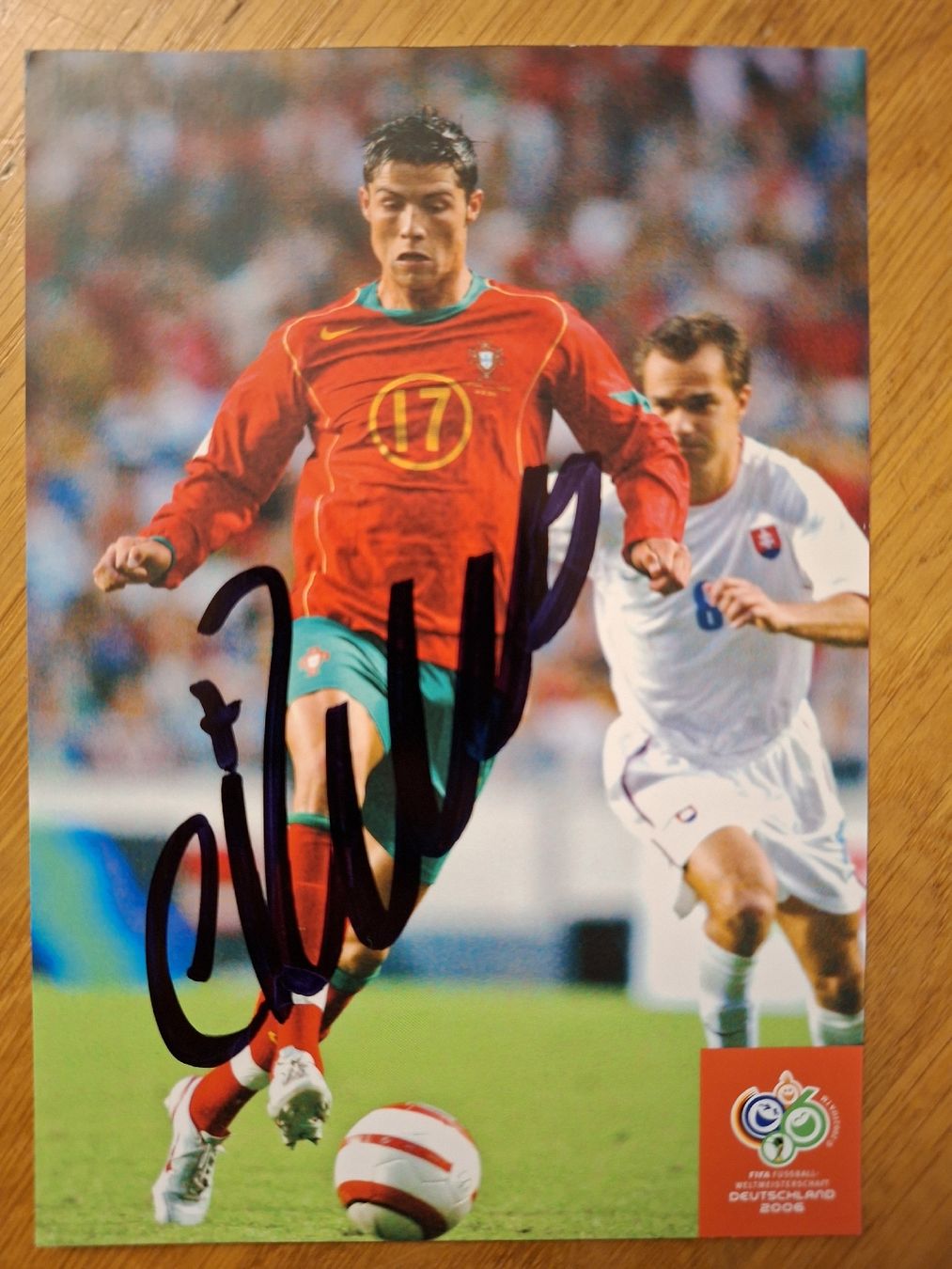 Autografi: Cristiano Ronaldo Autogramm auf Postkarte – Usato da Thun venduto da wuschu