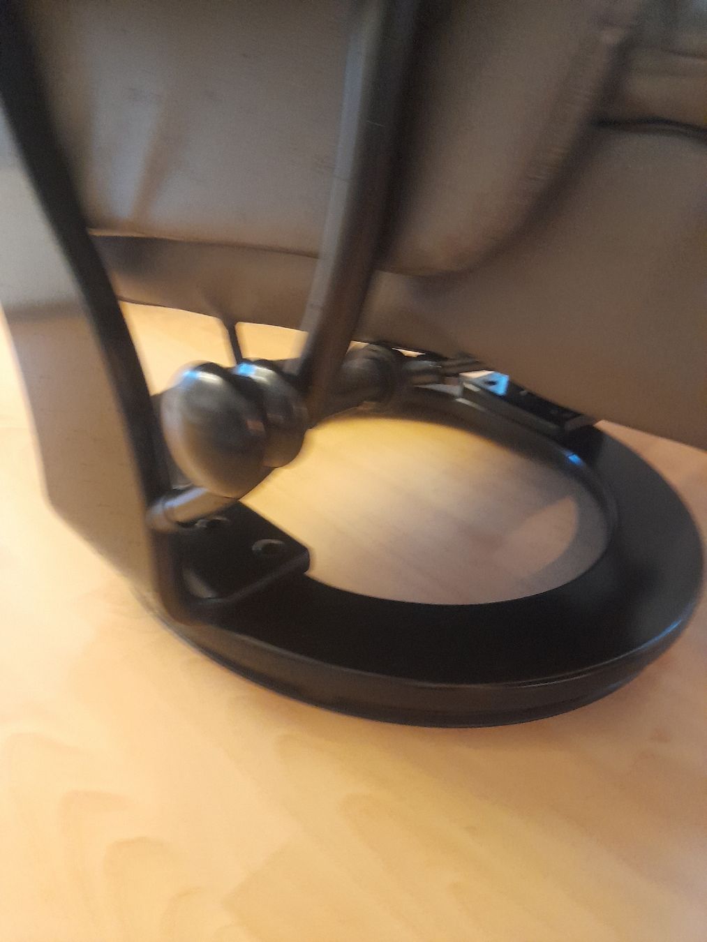 Sessel: Sessel Mit hocker – Gebraucht aus Glattbrugg von B_B 7
