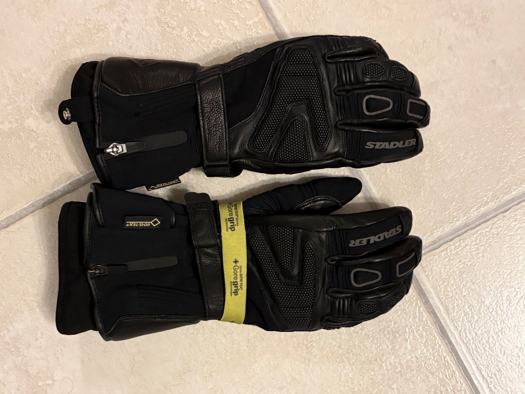 Guanti & manicotti: Motorradhandschuhe – Usato da Jonen venduto da bea_001