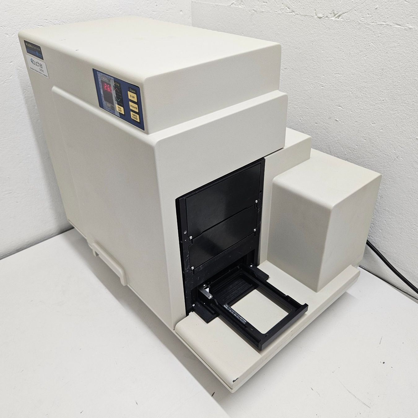 Accessori da laboratorio: Molecular Devices FLEXSTATION – Usato da Niederdorf venduto da LeptonAG_Labor 1
