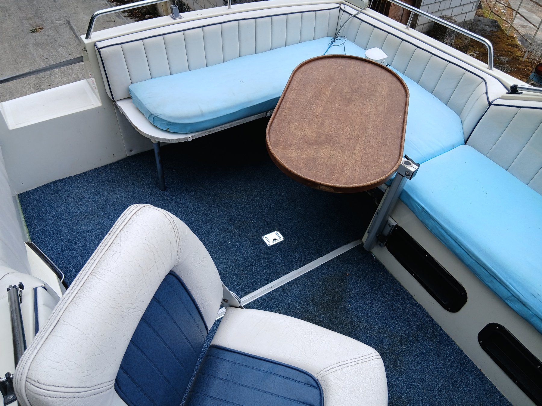 Bateaux: Motorboot mit Anhänger – D'occasion à Grellingen par zue_2fxh 8
