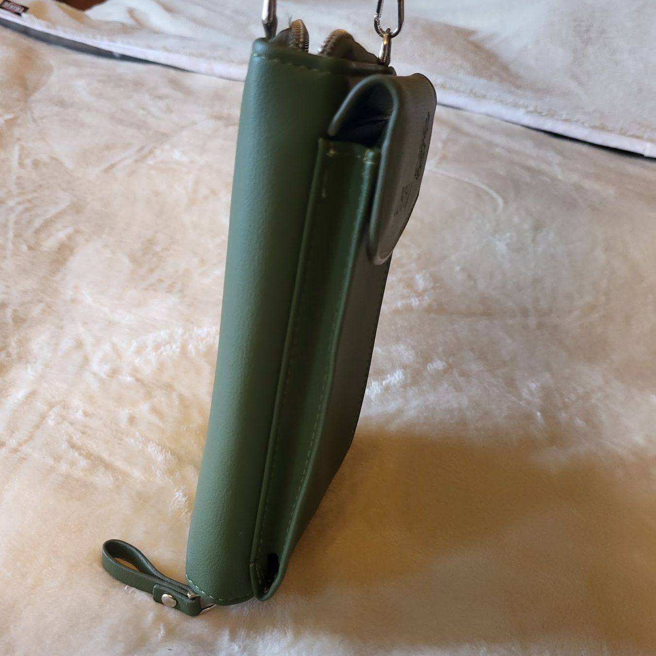 Taschen für Damen: CROSSBODY BAG mit Portmonnaie – Neu (gemäss Beschreibung) aus Tägertschi von TheChange 2