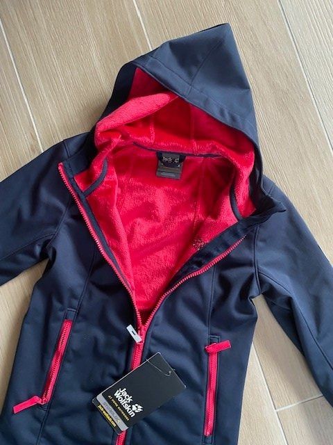 Jack Wolfskin Giacche & Cappotti: neue Jack Wolfskin Jacke Gr. 128 – Nuovo (secondo la descrizione) da Staufen venduto da Nasli