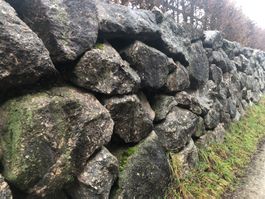 Felssteine
