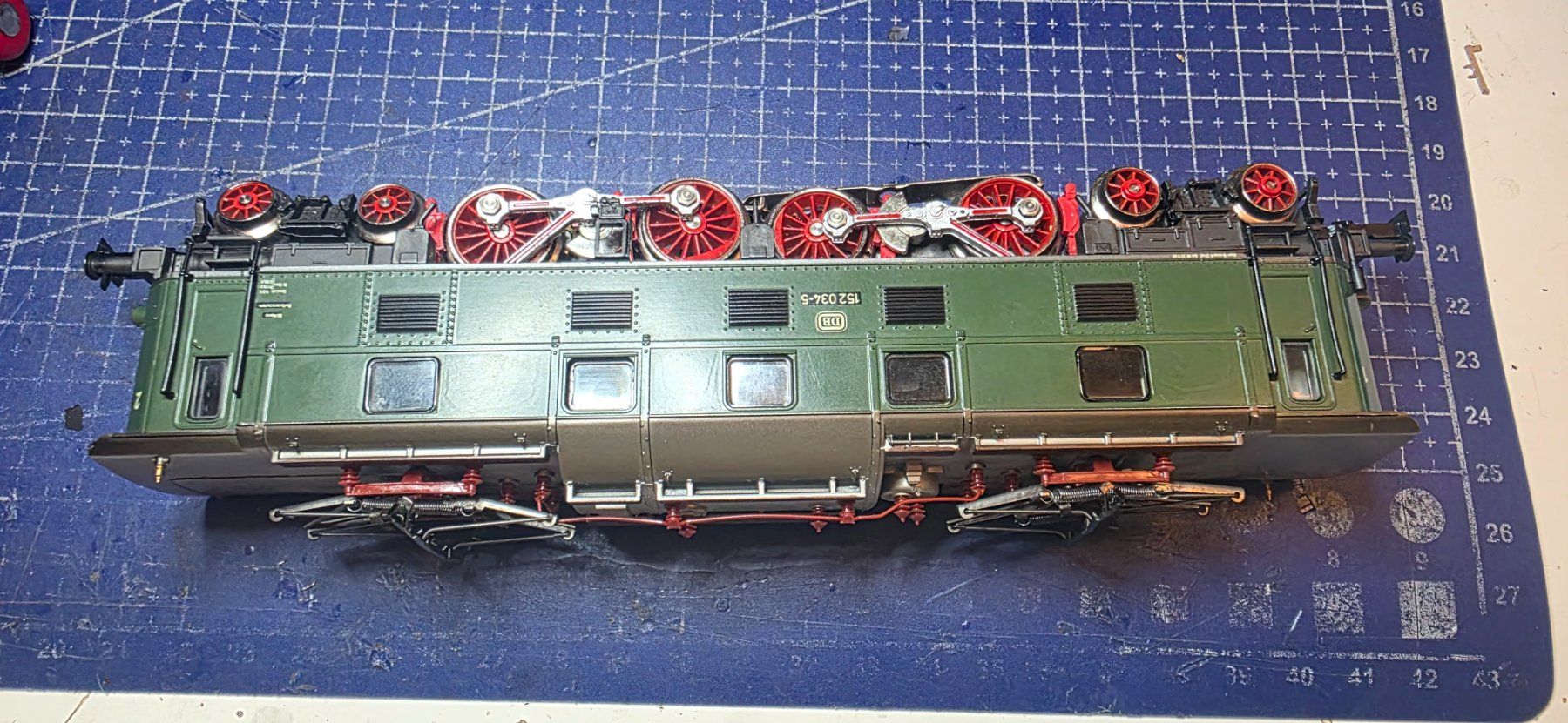 Märklin Modelleisenbahnen: Märklin DB 152 034-5 HO/AC – Gebraucht aus Hochfelden von Danizh0 2