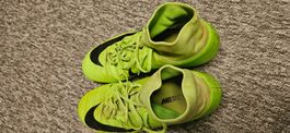 Fussballschuhe Gr. 43, leuchtend gruen, Marke Nike Mercur...