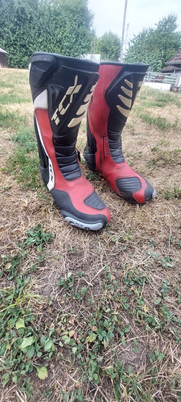 TCX Scarpe da uomo: Motorradstiefel TCX Gr. 48 – Usato da Aeschi SO venduto da Mr.Cornrows