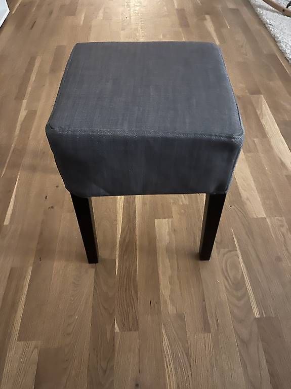 Hocker: Sofa Hocker – Gebraucht aus Liebefeld von Lvr3004
