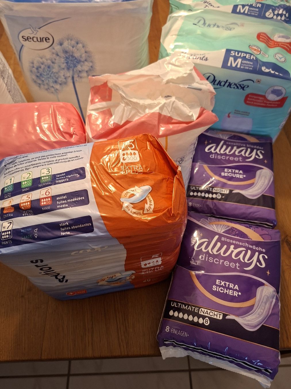 Bacs à couches & couches: ganzer Posten Hygiene Artikel  – Neuf (Voir description) à Oetwil am See par Barclay64 1