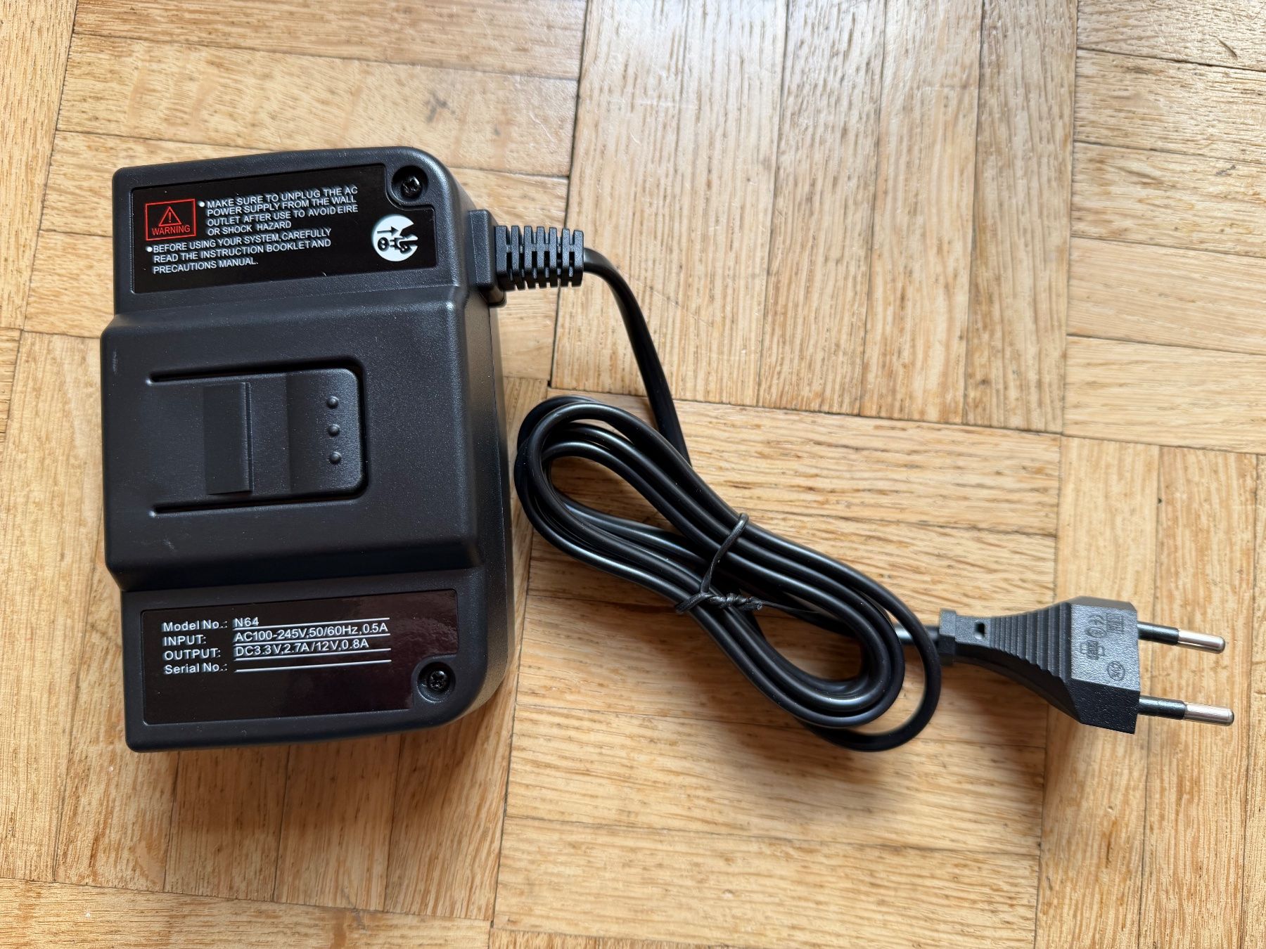 Nintendo Console: Nintendo N64 Netzteil, neu – Nuovo (secondo la descrizione) da Adliswil venduto da synchrot