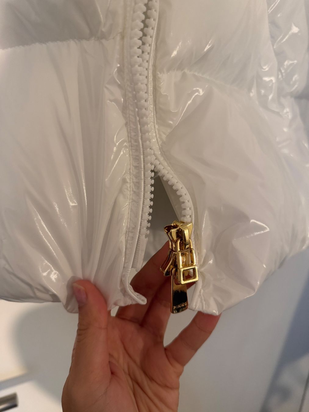 Pinko Giacche: Pinko Down Coat White Size S Like New – Nuovo (secondo la descrizione) da Bülach venduto da all_t6jh 2