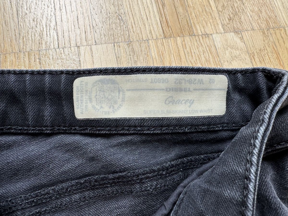 Diesel Jeans: Diesel Gracey, W28 L32 – Gebraucht aus Zürich von mybuybye 2