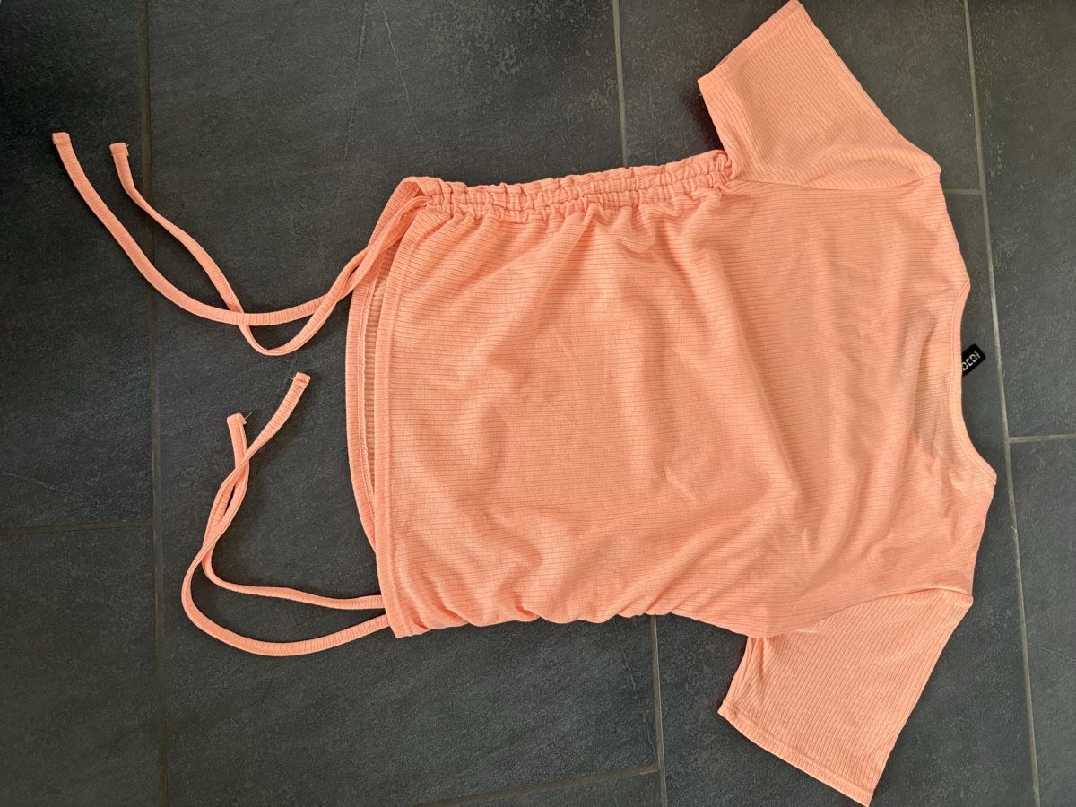 T-shirts: 5 Croptops, Grösse S – D'occasion à Schwarzenbach SG par Manmar 7