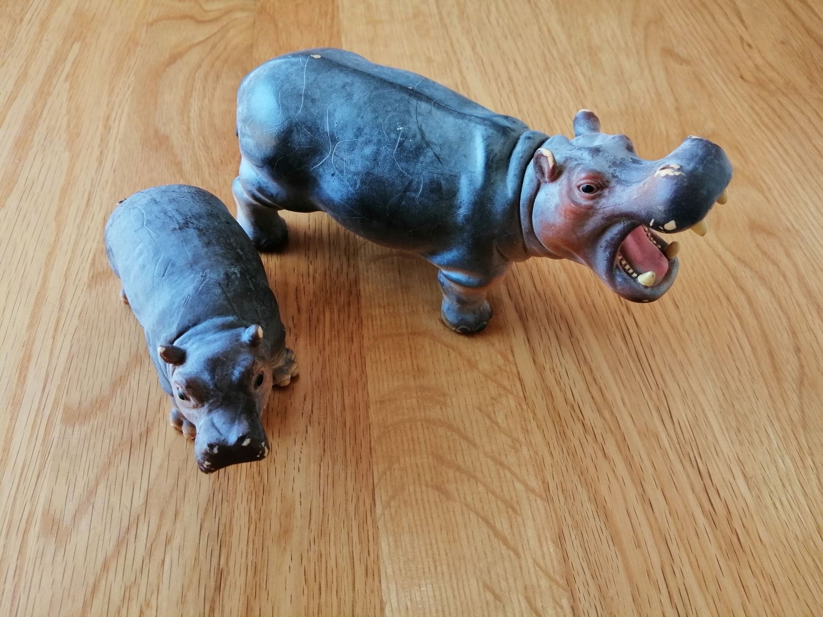 Bullyland Figuren: 2 Bully Nilpferde handbemalt, Vintage – Gebraucht aus Honau von holunder3