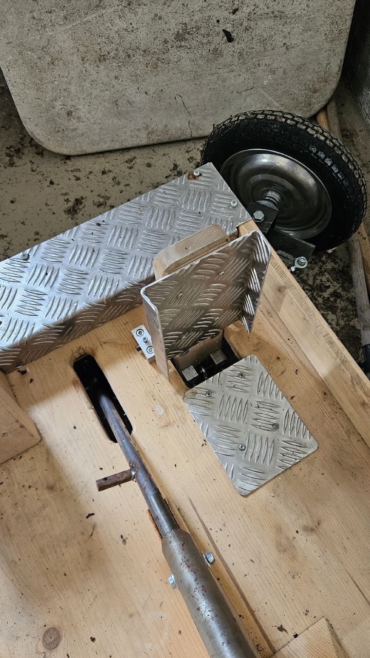 Karts: Seiffenkiste mit Bremse und Licht – D'occasion à Bretzwil par joh_5qyh