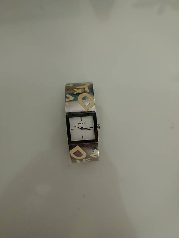 Montres: Uhr – D'occasion à basel par isabellak04