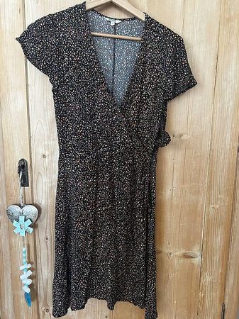 Wunderschönes Kleid mbyM Grösse S