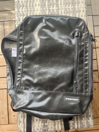Freitag Tasche Rucksack schwarz Hazzard mit Etikett