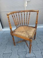 spannender antiker Eck Stuhl Holz Dekoration Sessel