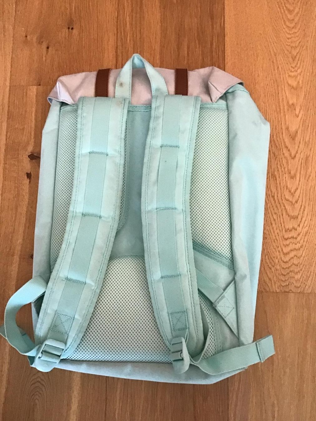 Herschel Zaini: Herschel Rucksack – Usato da Riggisberg venduto da gil_s72k 1
