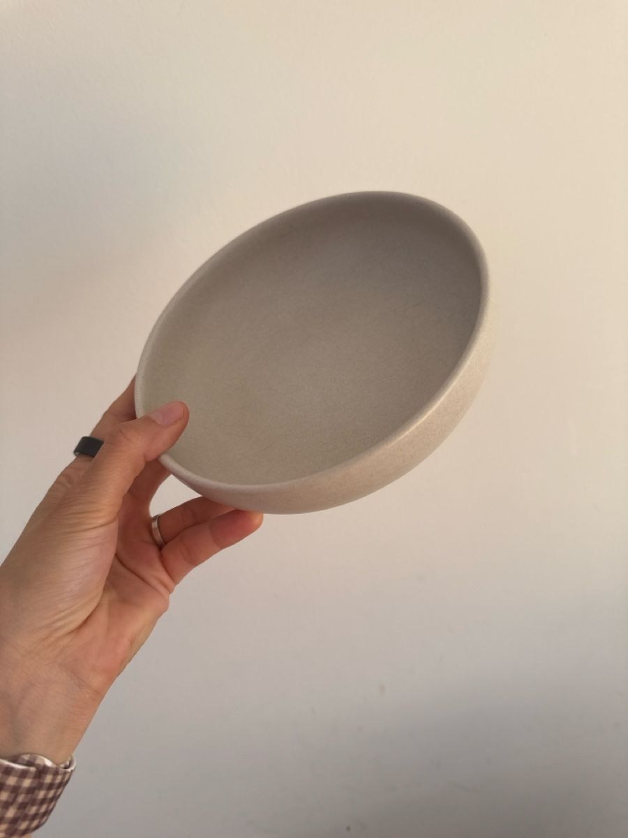 Set di piatti: Stylish ceramic dinner set, 24 pieces, excellent condition  – Usato da Basel venduto da FlorenceV 1
