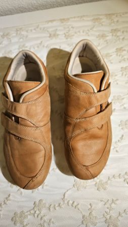 Braune Lacoste Lederschuhe Gr. 38 Sneaker Leder