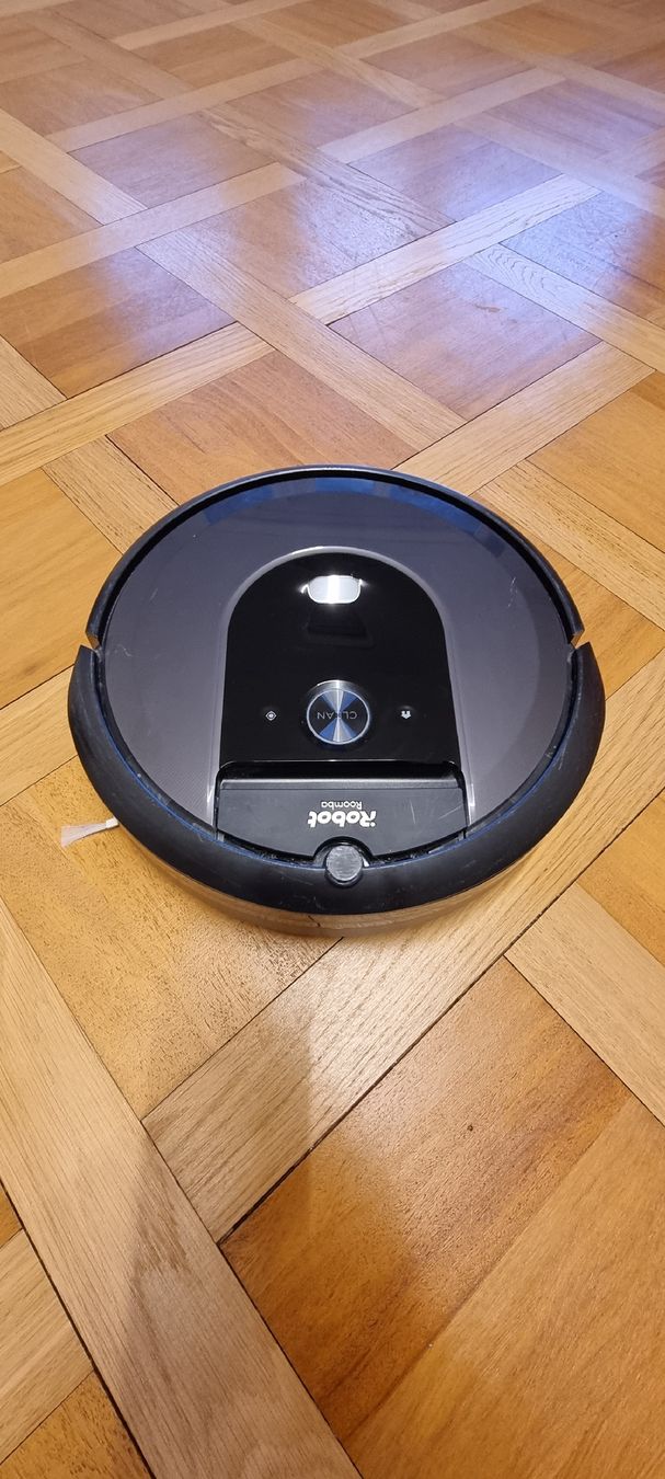 Irobot Aspirapolveri & Accessori: iRobot - Roomba combo I8 – Usato da Petit-Lancy venduto da Kil_2ckr