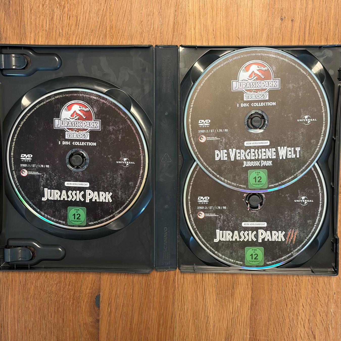 Tutti i DVDs: Jurassic Park Trilogy -> 3 Filme – Usato da Thun venduto da SS147 1