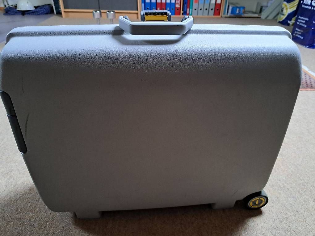 Reisekoffer: Samsonite Hartschalenkoffer  – Gebraucht aus Reinach BL von mar_6zwc 1