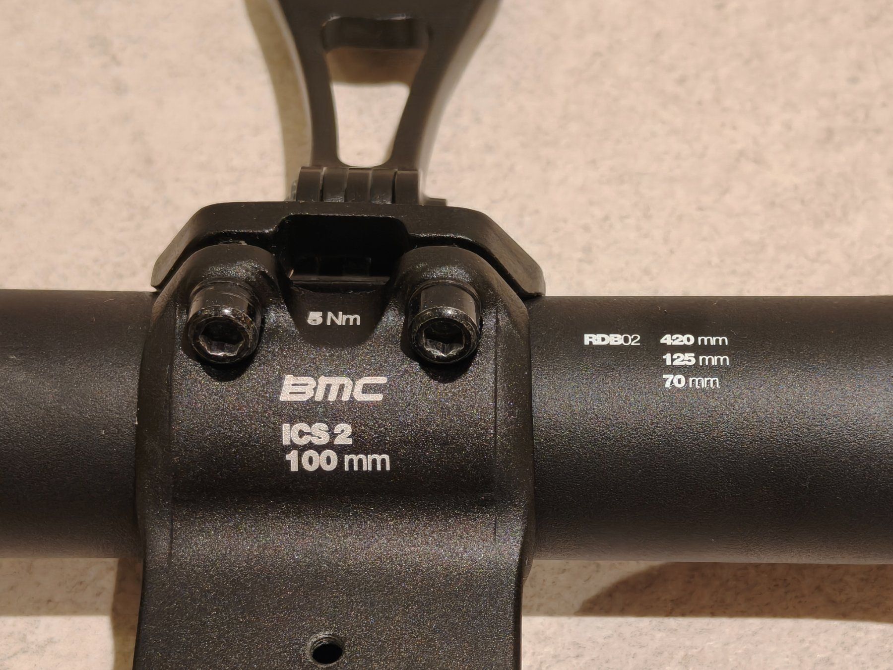 BMC Pezzi di ricambio: BMC ICS02 100mm Vorbau mit 420mm Lenker – Usato da Niederuzwil venduto da Roepps 2