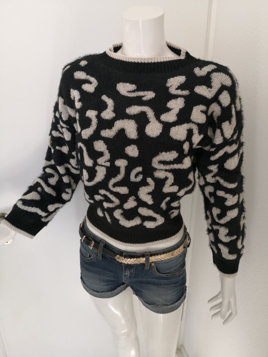 Zara Maglioni & Felpe: 🤩ZARA PULLOVER SCHWARZ-WEISS MUSTER NEU – Nuovo (secondo la descrizione) da Olten venduto da Naja-Twins-Twins 8