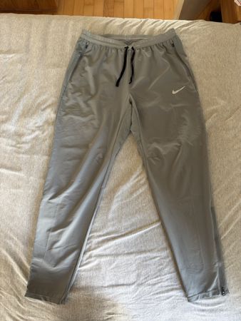   NIKE    DRI   FIT   JOGGINGHOSE   MEDIUM