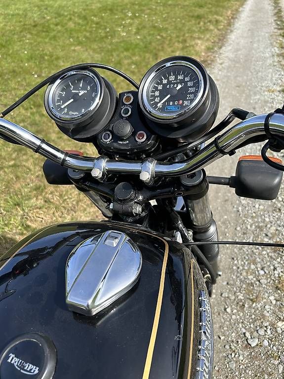 Triumph Strada: Triumph Bonneville 750 – Usato da Ebertswil venduto da guz_b7zz 2
