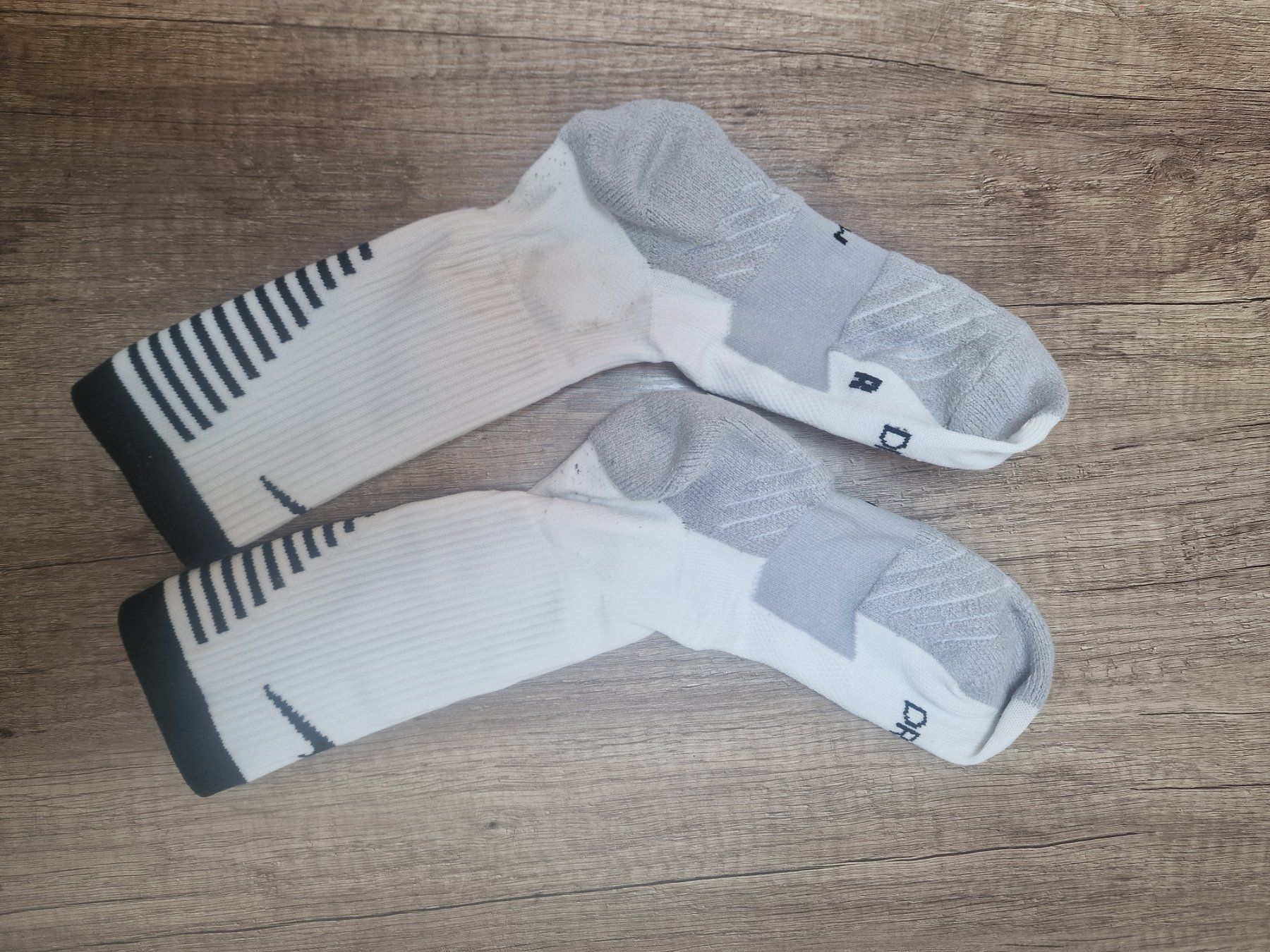 Nike Calze: Nike Dri-Fit Socken Weiss Grösse M – Usato da Falera venduto da Fudax