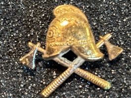 Feuerwehr Pin wurde gegossen