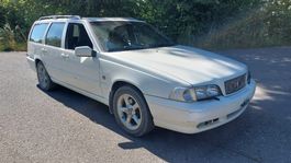 Volvo V70 2.4 Kombi Handschalter