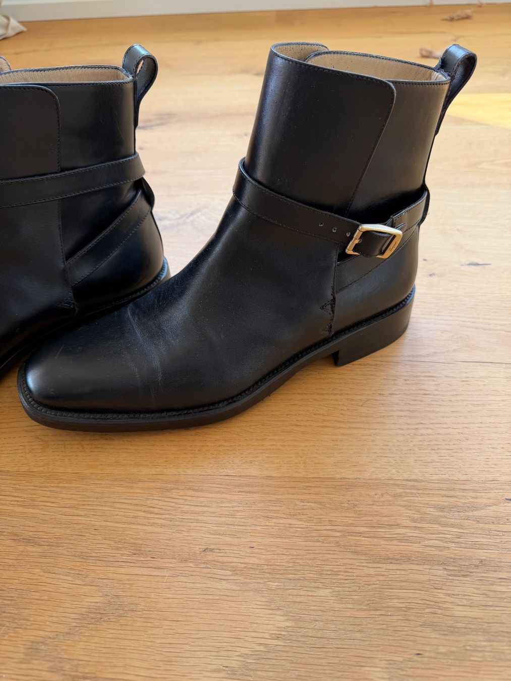 Salvatore Ferragamo Scarpe da uomo: Ferragamo Single Buckle Men's Boots - Size 9 / EU 43 – Nuovo (secondo la descrizione) da Oetwil a.d. Limmat venduto da cabber333 1