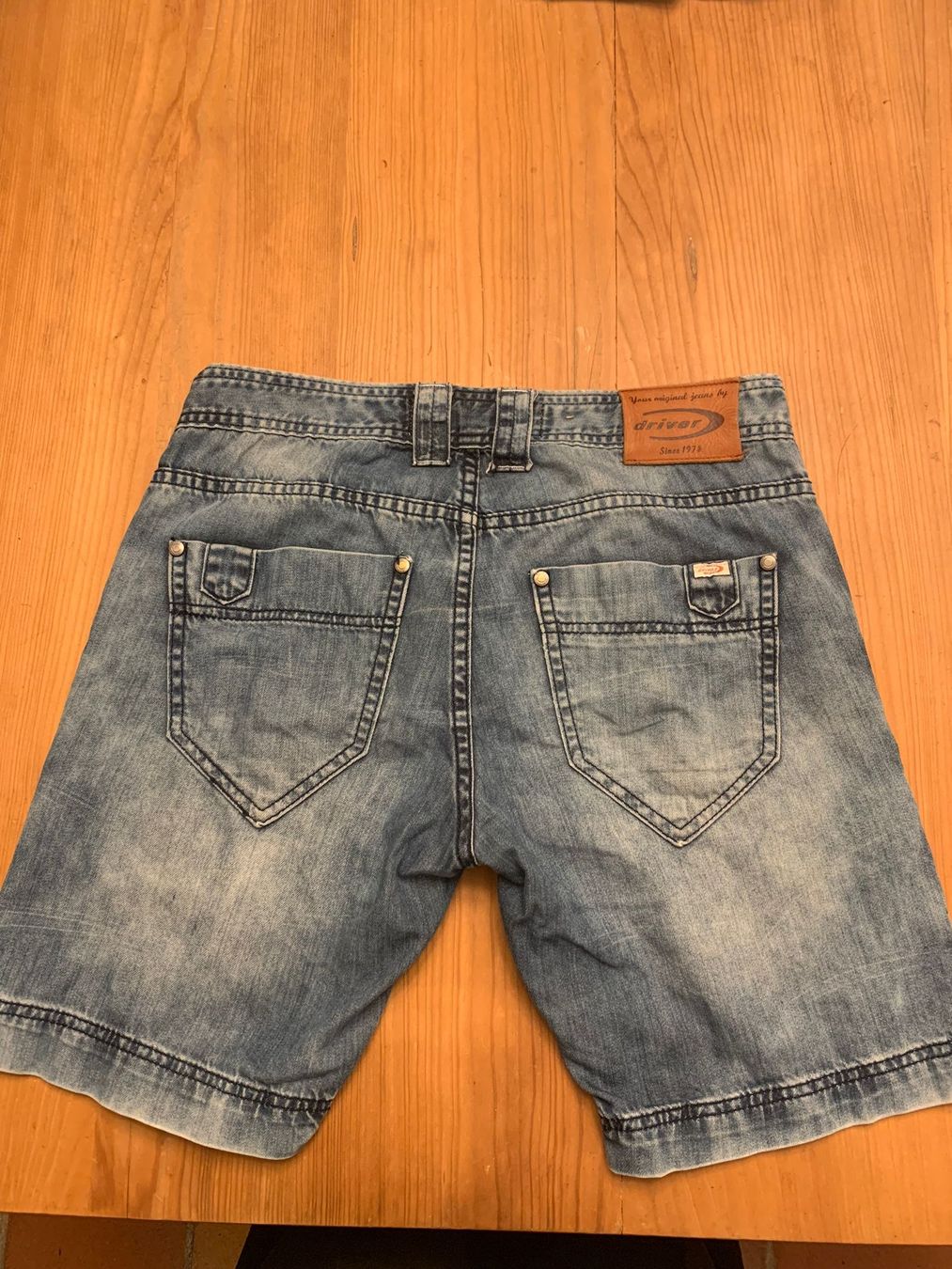 Pantaloni: Shorts v. DRIVER, 30 – Usato da Solothurn venduto da Shanty.20 1